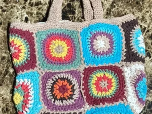 Urban Outfitters HANDMADE Granny Squares Daisy Crochet Mini Tote Bag NWOT $49