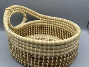 Sweetgrass Gullah Bread Basket with Single Loop Signed Woven in South Carolina