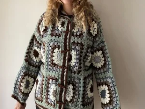 Handmade Granny Square Crochet Cardigan – Cozy Patchwork Jacket for Christmas